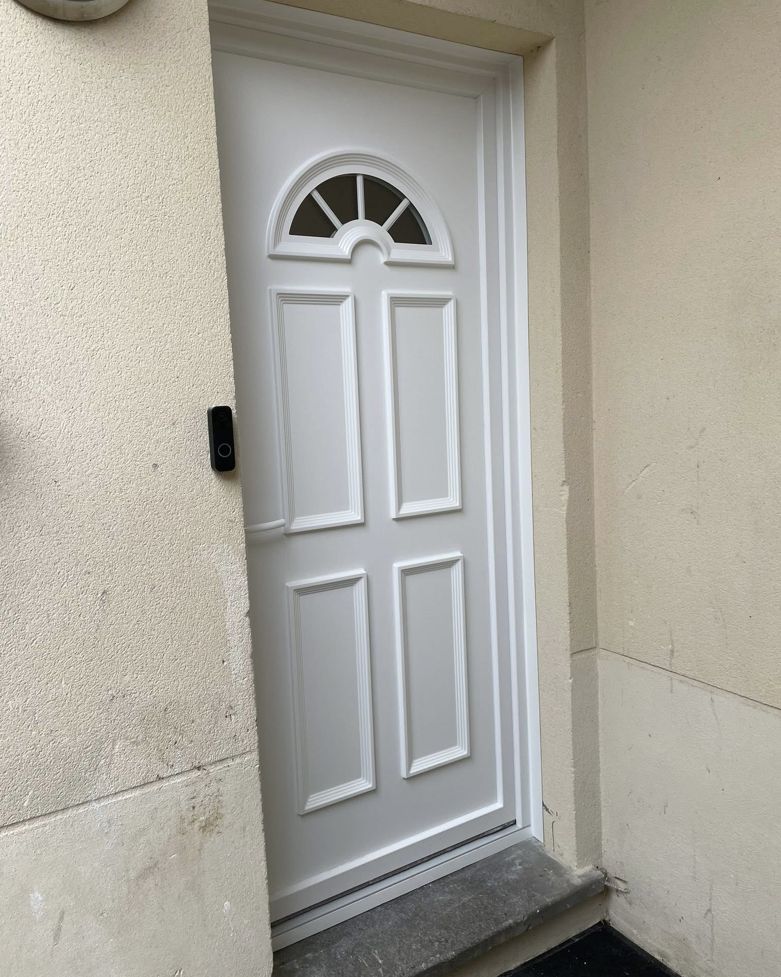 Porte d'entrée 3